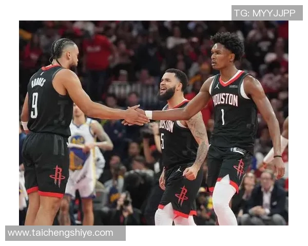 太阳与火箭激战11月17日NBA赛场精彩对决即将上演 太阳与火箭激战11月17日NBA赛场精彩对决即将上演